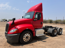 Used 2018 International LT Day Cab in Laredo Texas