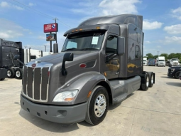 Used 2019 Peterbilt 579 Sleeper in San Antonio Texas