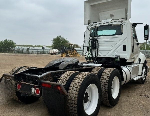 
								Used 2016 International Prostar Day Cab in Laredo Texas full									