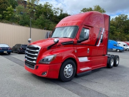 Used 2020 Freightliner Cascadia 126 Sleeper in North Bergen New Jersey