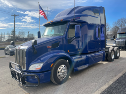 Used 2020 Peterbilt 579 Sleeper in Evansville Indiana