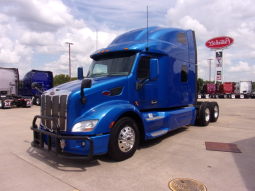 Used 2020 Peterbilt 579 Sleeper in Van Buren Arkansas