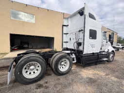 Used 2014 International PROSTAR122 Sleeper in Laredo Texas