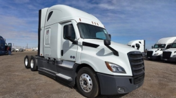 Used 2020 Freightliner Cascadia 126 Sleeper in Fontana California