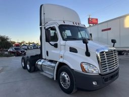 Used 2016 Freightliner Cascadia 113 Day Cab in San Antonio Texas