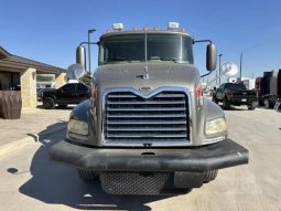 Used 2005 Mack CXN613 Sleeper in San Antonio Texas