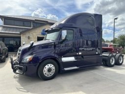 Used 2018 Freightliner Cascadia 126 Sleeper in San Antonio Texas