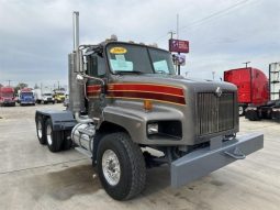 Used 2009 International PAYSTAR 5600 Day Cab in San Antonio Texas