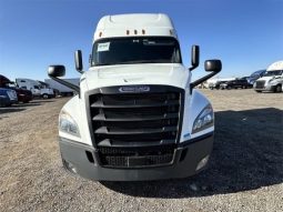 Used 2020 Freightliner Cascadia 126 Sleeper in Fontana California