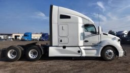 Used 2021 Kenworth T680 Sleeper in Bakersfield California