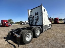 Used 2020 Freightliner Cascadia 126 Sleeper in Bakersfield California