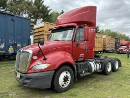 Used 2016 International Prostar Day Cab in Fort Lauderdale Florida