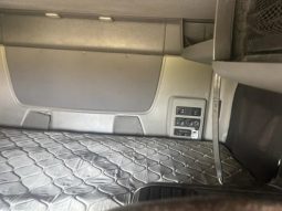 Used 2018 International LT Sleeper in Lakeland Florida