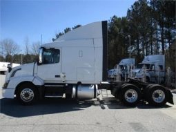 Used 2017 Volvo VNL64T630 Sleeper in Fort Lauderdale Florida