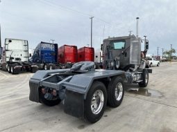 Used 2011 International PAYSTAR 5600 Day Cab in San Antonio Texas