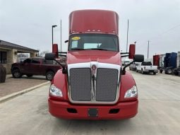 Used 2019 Kenworth T680 Day Cab in San Antonio Texas