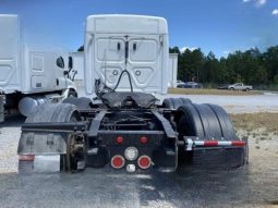 Used 2020 Freightliner Cascadia 113 Sleeper in Fort Lauderdale Florida