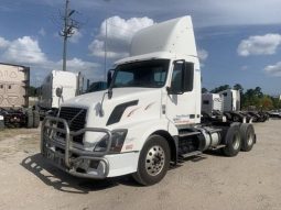 Used 2012 Volvo VNL64T300 Day Cab in Kingwood Texas