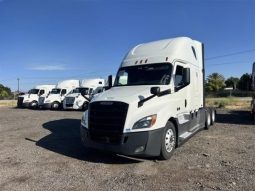 Used 2020 Freightliner Cascadia 126 Sleeper in Bakersfield California