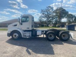 Used 2022 Peterbilt 579 Day Cab in Kingwood Texas