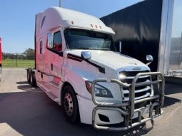 Used 2020 Freightliner Cascadia 126 Sleeper in Lakeland Florida