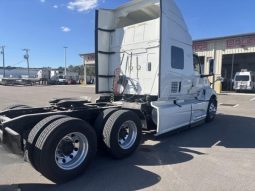 Used 2018 International LT Sleeper in Lakeland Florida