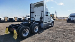 Used 2020 International LT Sleeper in Bakersfield California