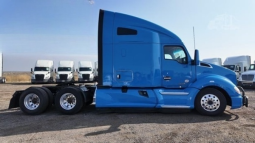 Used 2021 Kenworth T680 Sleeper in Bakersfield California