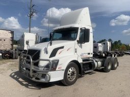 Used 2012 Volvo VNL Day Cab in Porter Texas