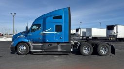 Used 2021 Kenworth T680 Sleeper in Troy Illinois