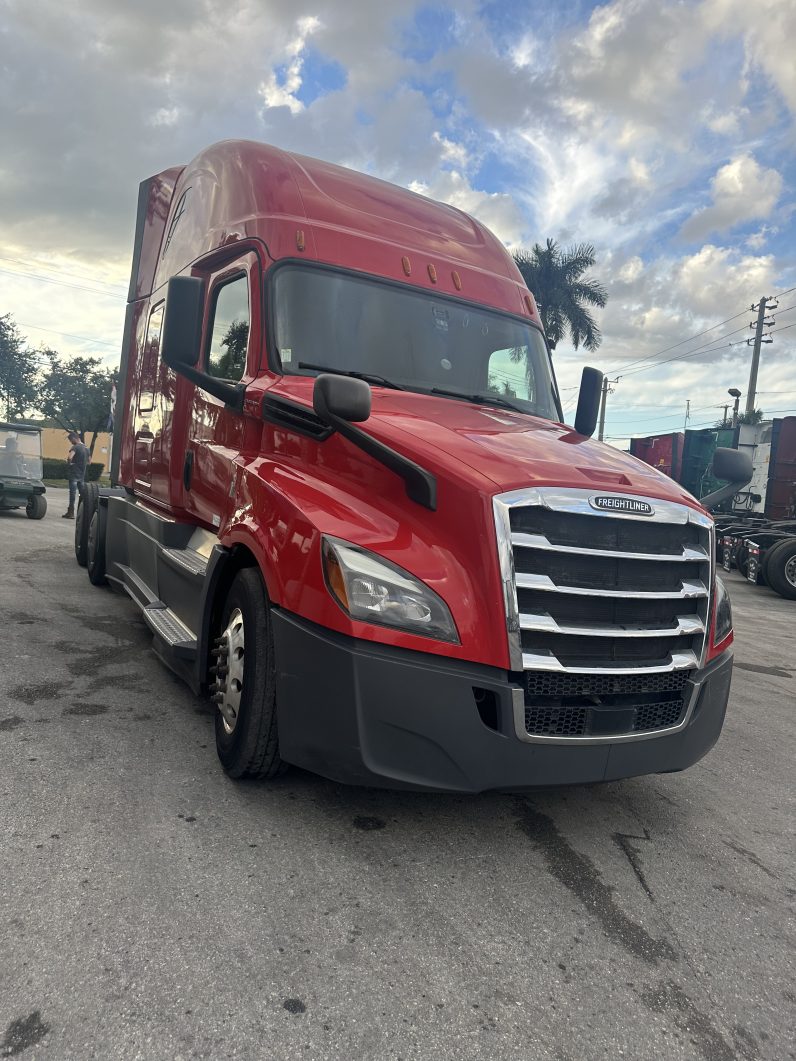 
								Used 2019 Freightliner Cascadia 126 Sleeper in MEDLEY Florida full									