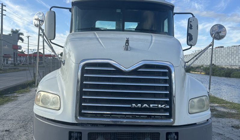 
								Used 2014 Mack CXU613 Day Cab in MEDLEY Florida full									