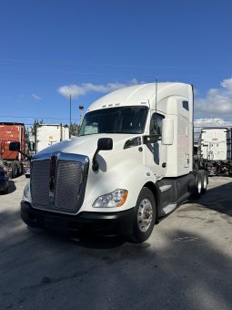 Used 2021 Kenworth T680 Sleeper in MEDLEY Florida