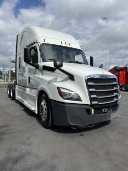 Used Freightliner Cascadia 126 Sleeper in MEDLEY Florida