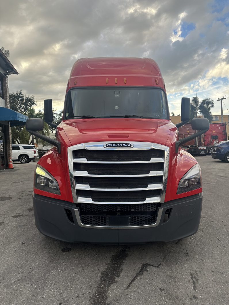 
								Used 2019 Freightliner Cascadia 126 Sleeper in MEDLEY Florida full									