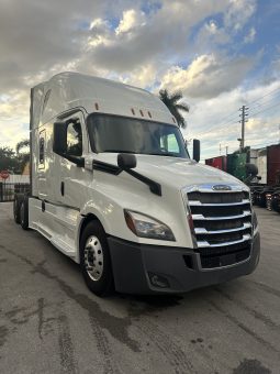 Used 2020 Freightliner Cascadia 126 Sleeper in MEDLEY Florida