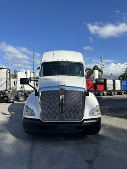 Used 2021 Kenworth T680 Sleeper in MEDLEY Florida