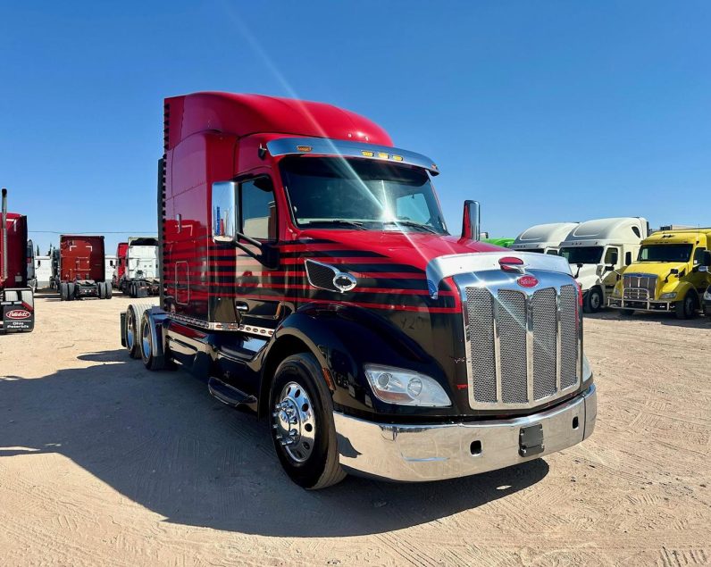 
								Used 2019 Peterbilt 579 Sleeper in El Paso Texas full									