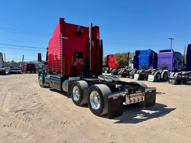 
								Used 2019 Peterbilt 579 Sleeper in El Paso Texas full									