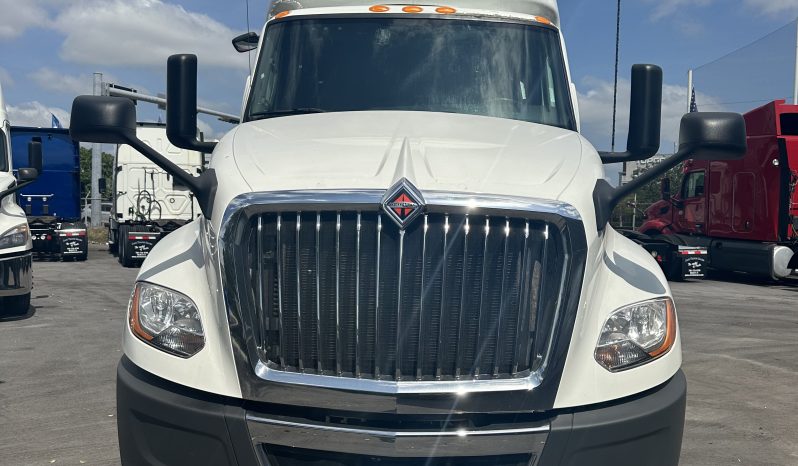 
								Used 2019 International LT Sleeper in MEDLEY Florida full									