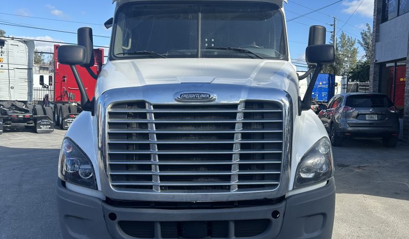 
								Used 2019 Freightliner Cascadia 126 Sleeper in MEDLEY Florida full									