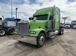 Used 2005 Freightliner FLD132 XL CLASSIC Sleeper in Porter Texas