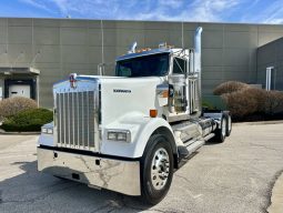 New 2025 Kenworth W900L Day Cab in Olathe Kansas