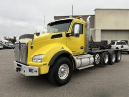 Used 2018 Kenworth T880 Day Cab in Mosinee Wisconsin