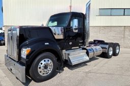 New 2025 Kenworth W990 Day Cab in North Fond Du Lac Wisconsin