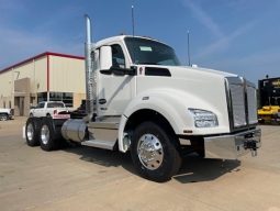 New 2025 Kenworth T880 Day Cab in Cedar Rapids Iowa