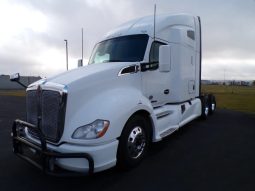 Used 2021 Kenworth T680 Sleeper in Menomonie Wisconsin