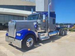 New 2025 Kenworth W900L Sleeper in Windsor Wisconsin