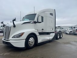 New 2025 Kenworth T680 Sleeper in Des Moines Iowa