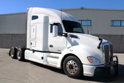 Used 2021 Kenworth T680 Sleeper in Pharr Texas